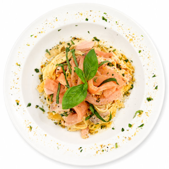 Tagliatelle al Salmone